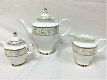 Charger l'image dans la galerie, Royal Gold Tea Set | 15 pieces