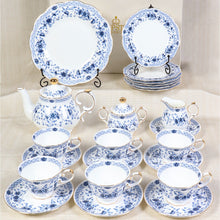 Charger l'image dans la galerie, Blue Flower Tea Set | 24 Pieces
